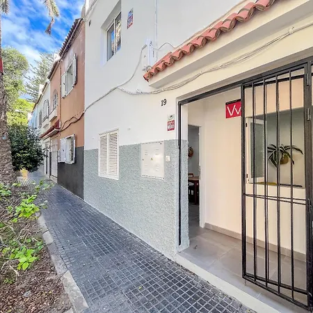 Coliving Mol-terrace, En-suite Bathroom, Fridge & Tv Pensión