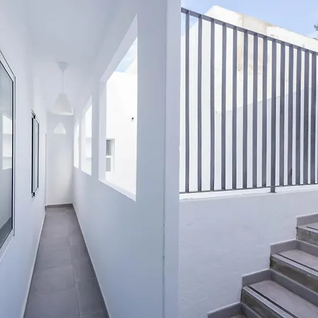 Coliving Mol-terrace, En-suite Bathroom, Fridge & Tv Pensión